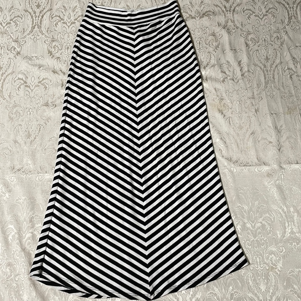 Women’s Maxi Skirt